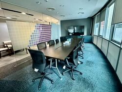 Hsbc Building (D1), Office #585379691